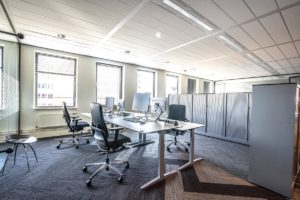 4 Ways to Prepare My Office for Commercial Glass Installation - commercial glass installation - Dan's Glass